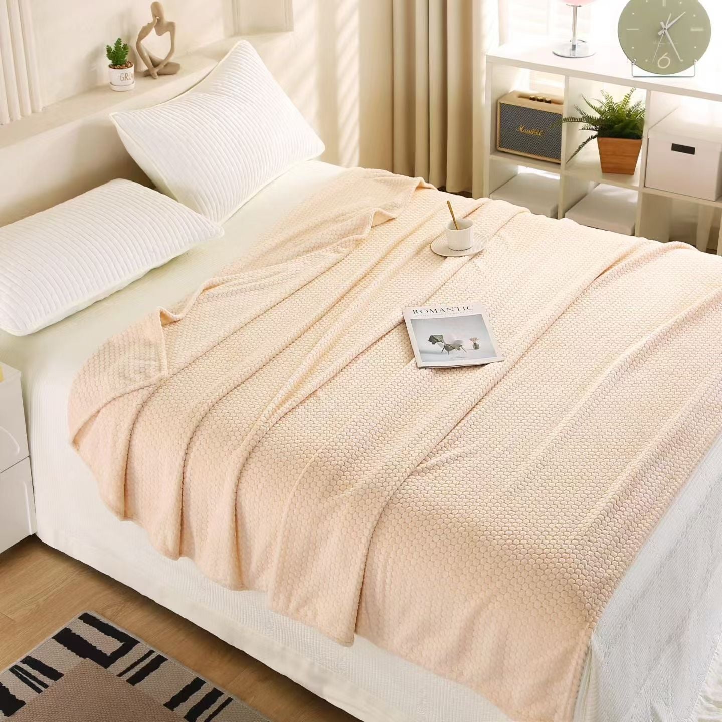 WAFFLE BLANKET