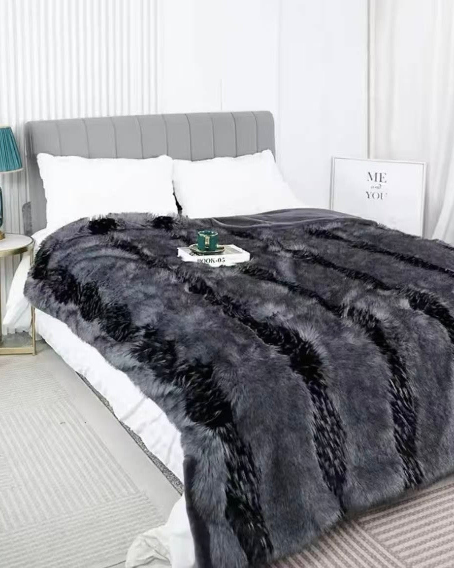 MAXIMILLIAN FUR BLANKET
