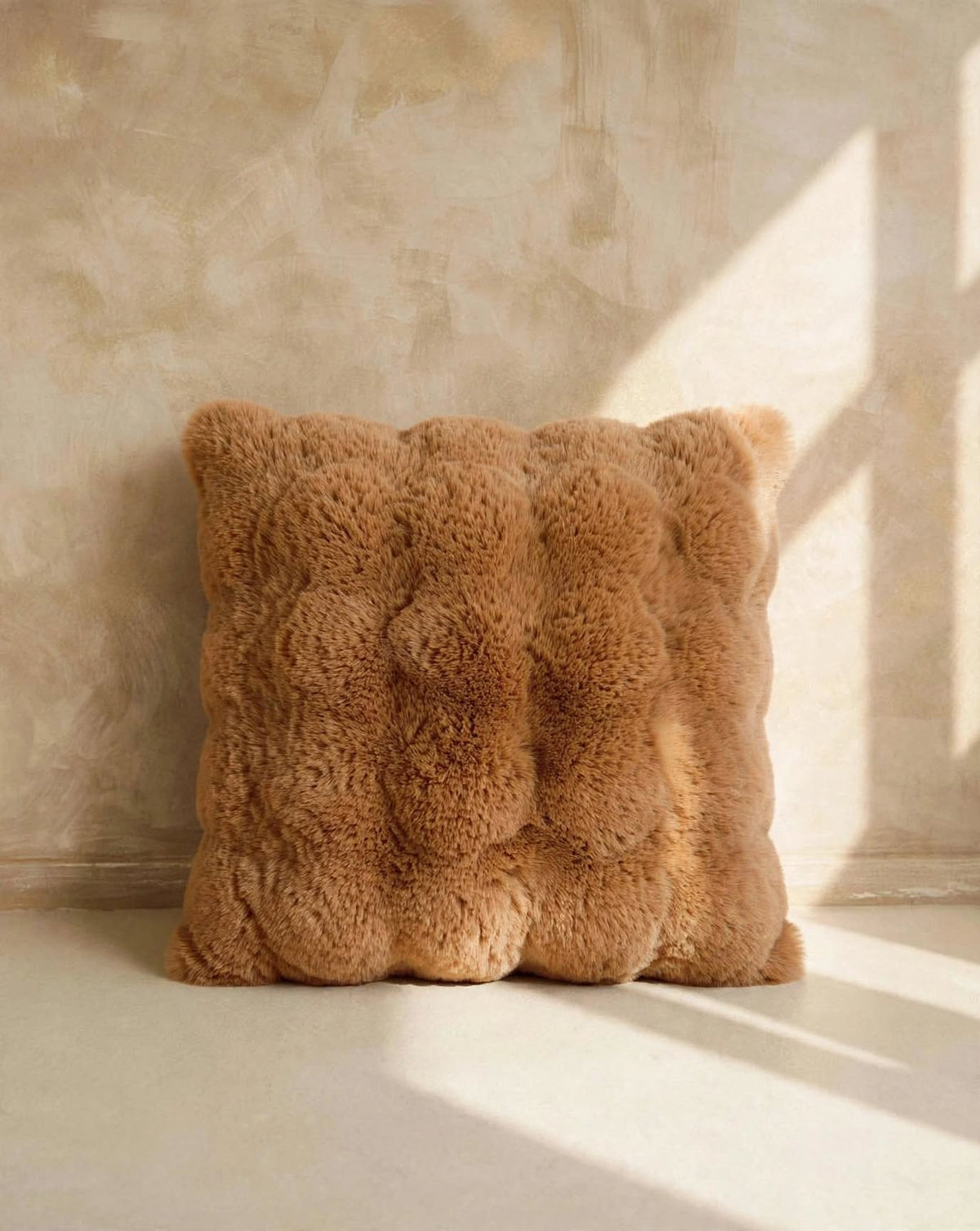 GENEVE CUSHION