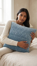 VANESSA VELVET CUSHION