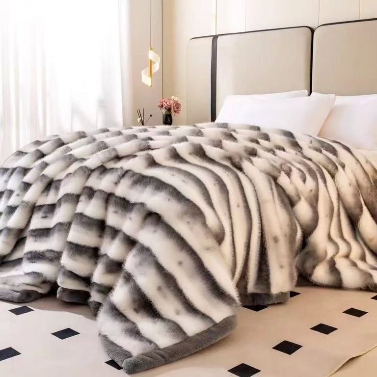 JEANNE FUR BLANKET