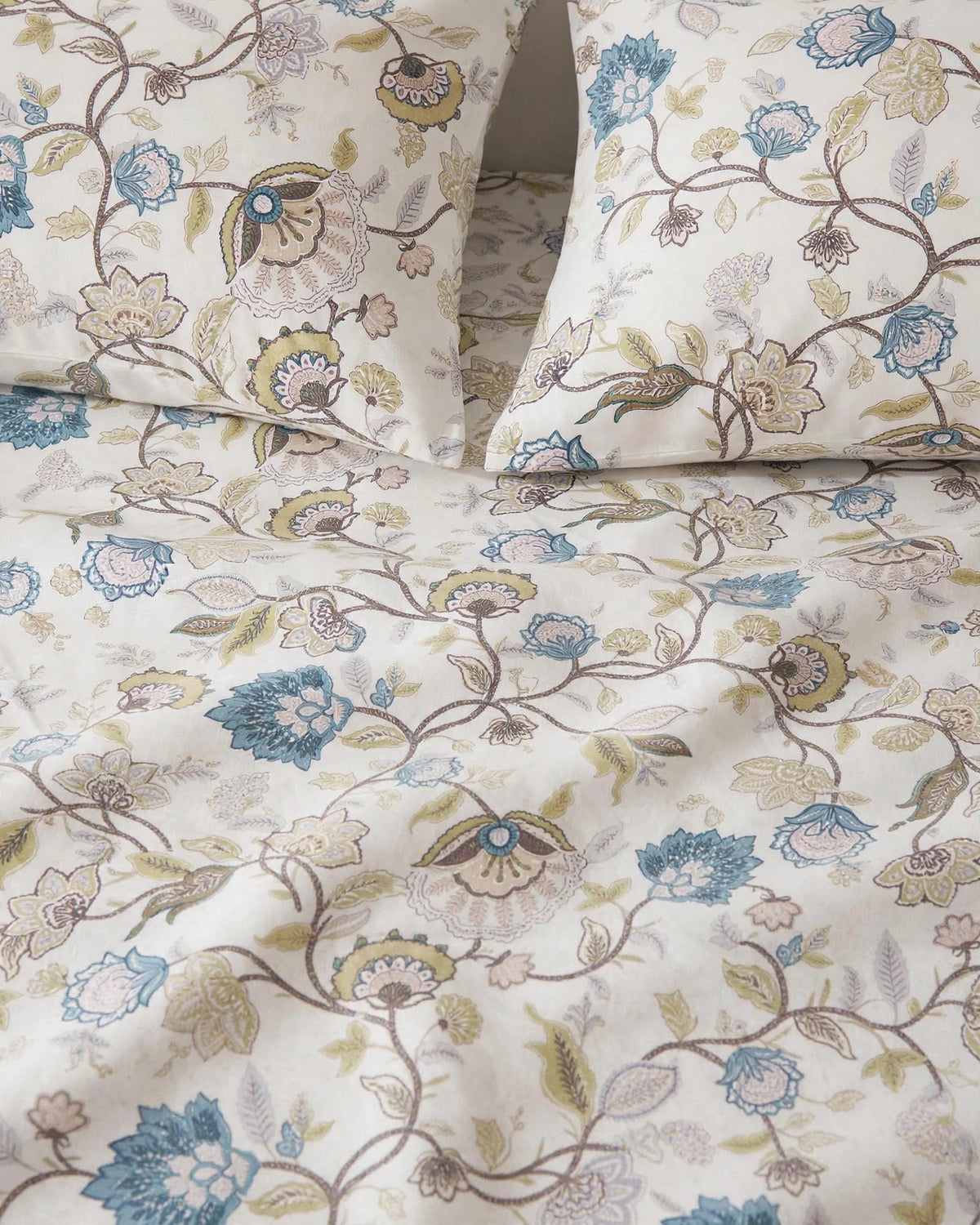 SIGNATURE BEDSHEET SET