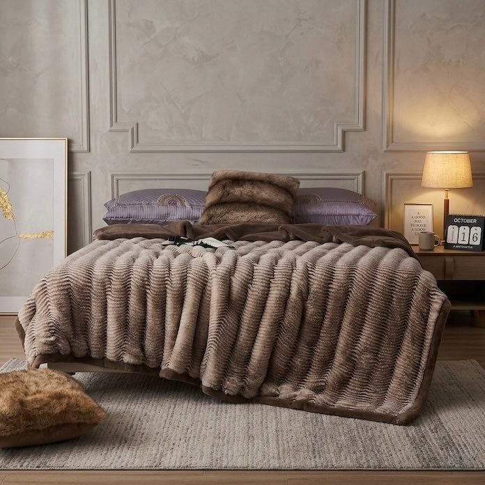 HERVE FUR BLANKET
